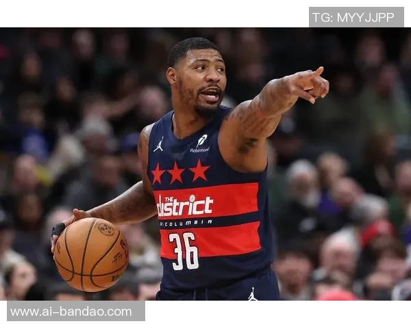 斯玛特直言球队缺乏抵抗力与紧迫感球员需承担责任雷迪克无能为力 斯玛特直言球队缺乏抵抗力与紧迫感球员需承担责任雷迪克无能为力