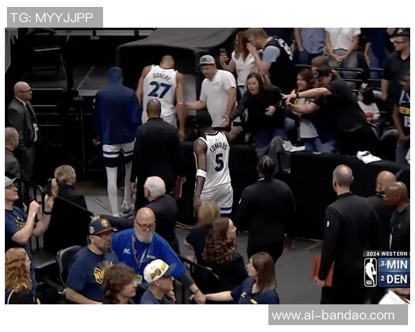 华子在比赛中表现不佳仅得15分并失误5次引发媒体关注究竟发生了什么心事